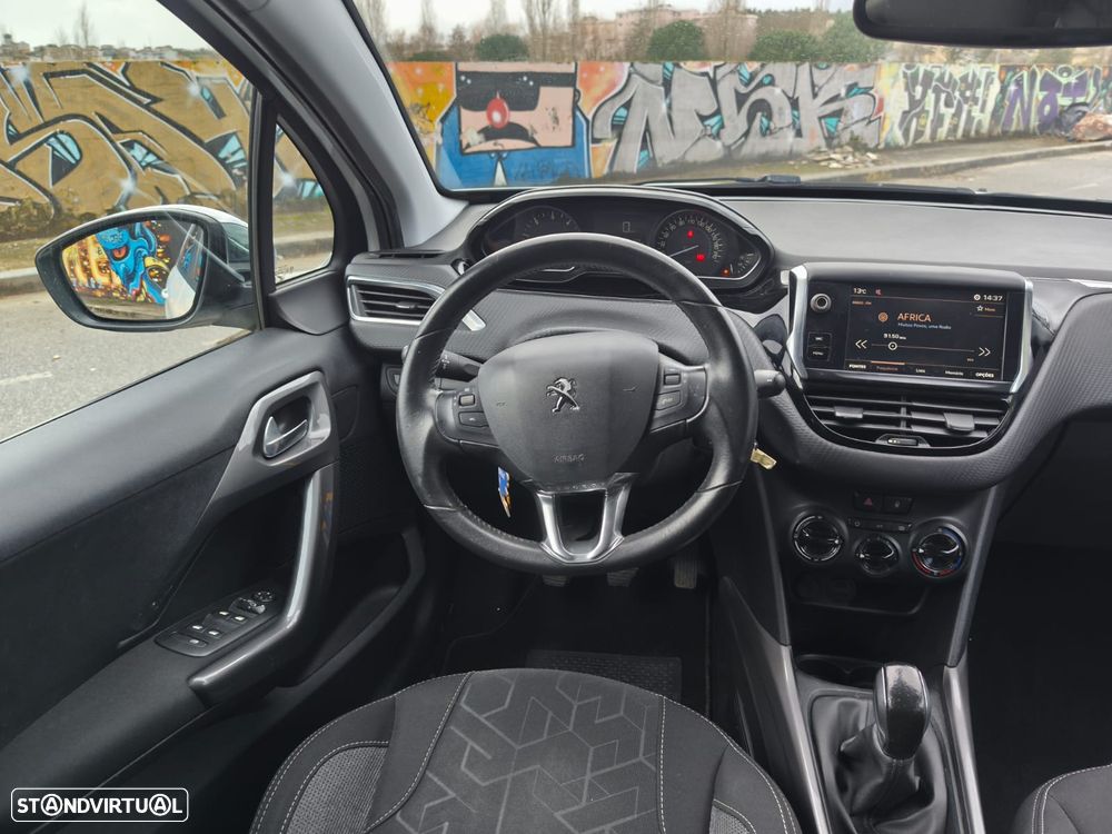 Peugeot 2008 1.6 BlueHDi Style - 18