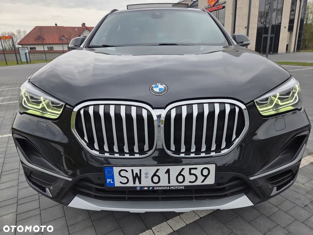 BMW X1 xDrive20i - 11