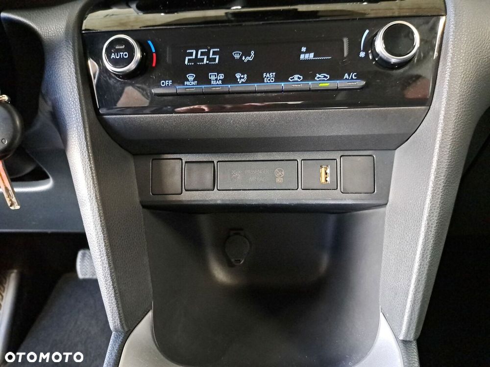Toyota Yaris Cross Hybrid 1.5 Comfort - 26