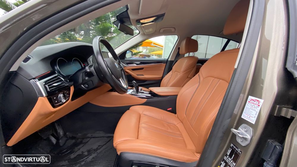 BMW 530 e iPerformance Line Luxury - 19