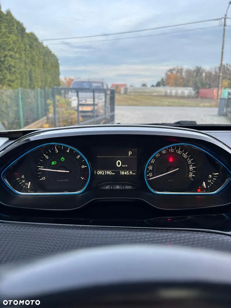 Peugeot 2008 1.2 Pure Tech Crossway S&S EAT6 - 15