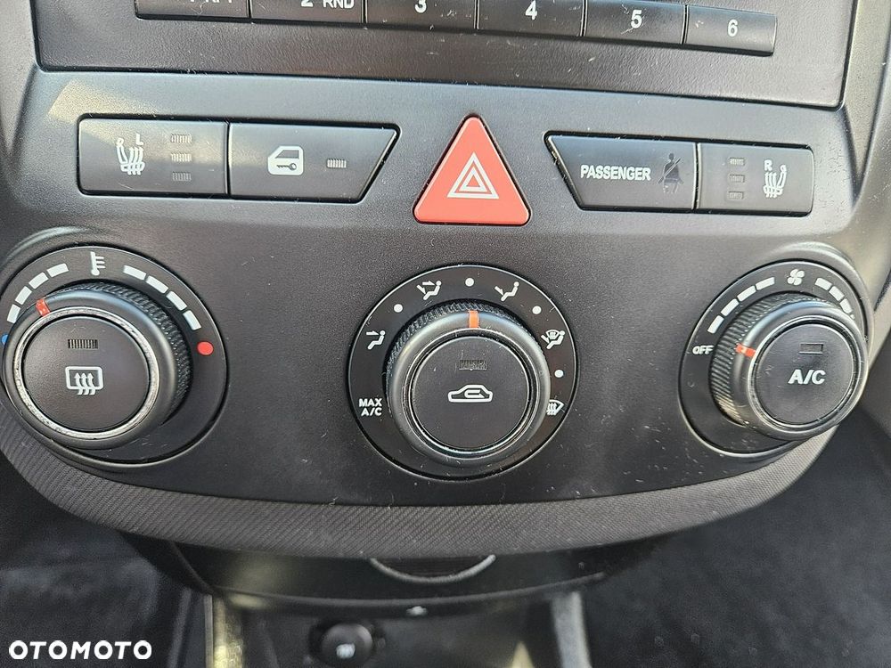 Kia Ceed - 14