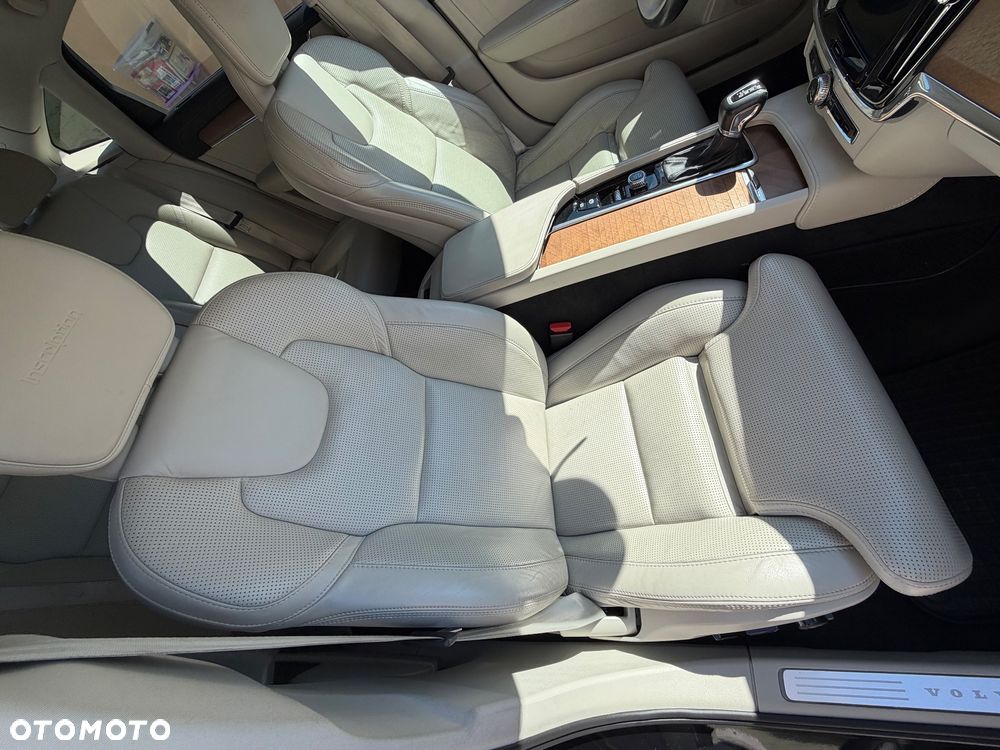 Volvo S90 D5 SCR AWD Momentum Pro - 21