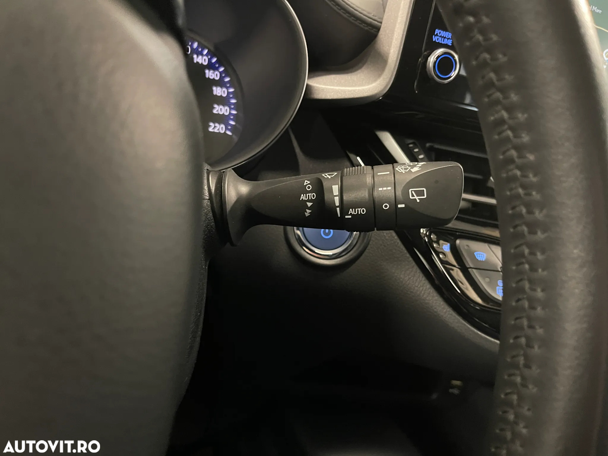 Toyota C-HR 1.8 HSD 122 CP 4x2 CVT C-lassy - 21