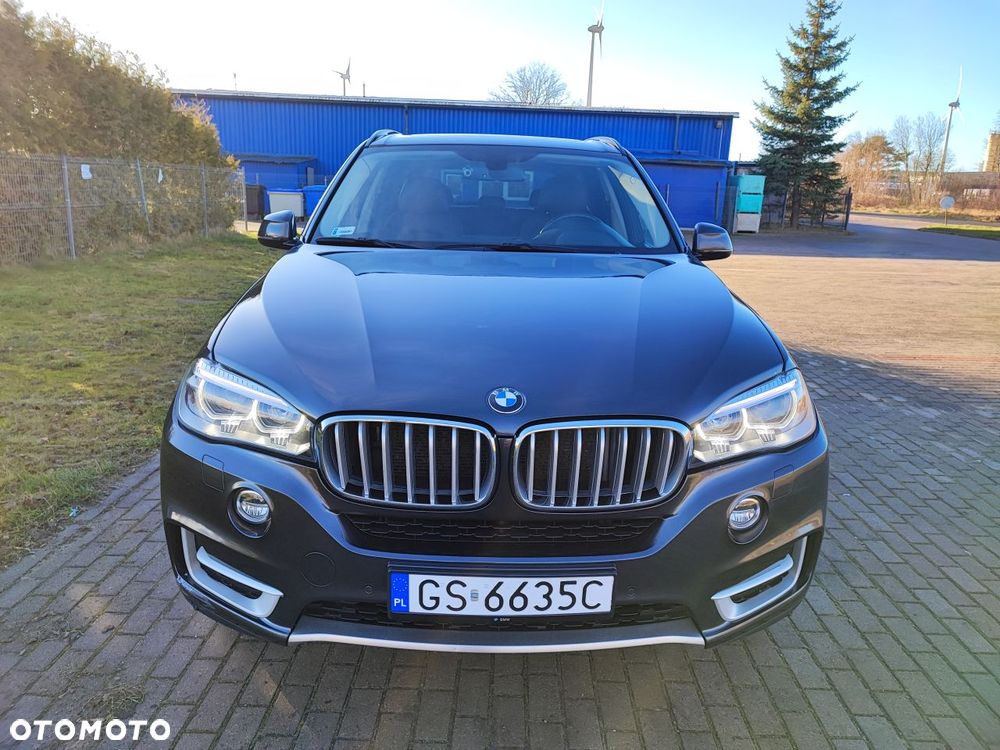 BMW X5 xDrive35i - 1