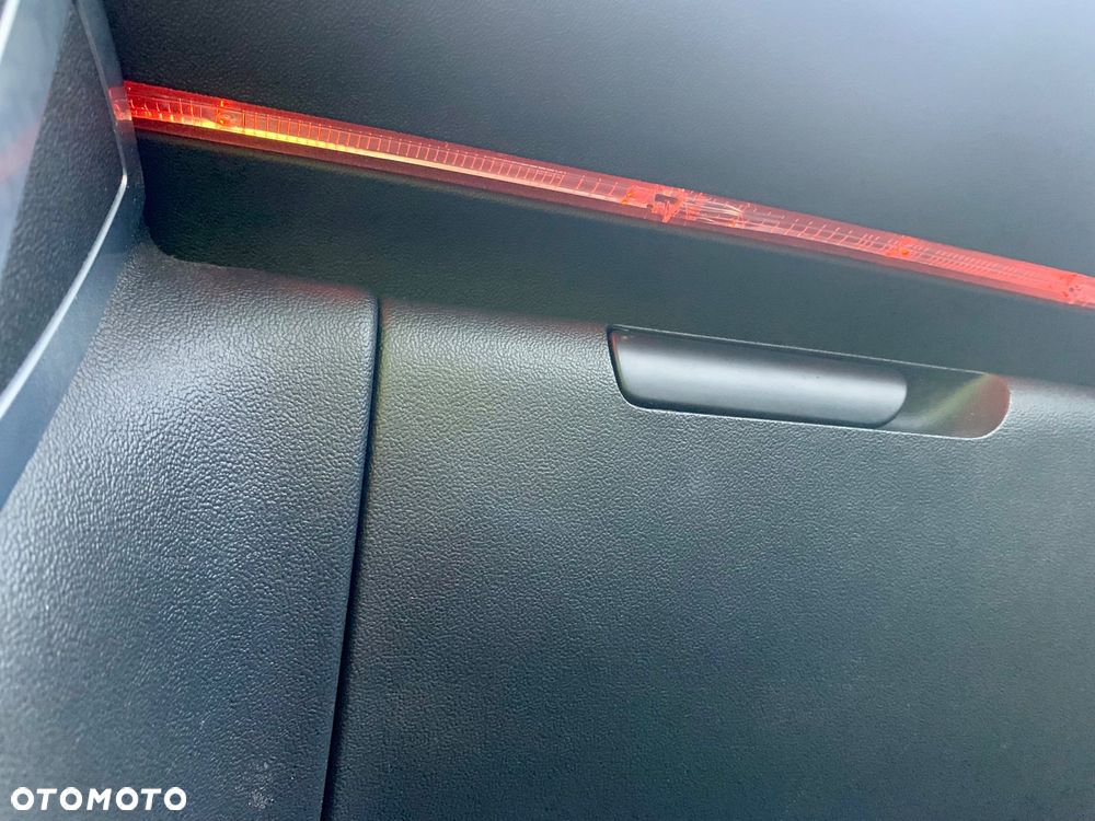 Citroën C5 2.0 16V Exclusive - 37