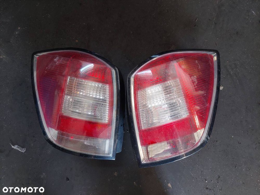 KOMPLETNY TYŁ KLAPA BAGAŻNIKA ZDERZAK TYŁ LAMPY ASTRA H LIFT KOMBI Z20R - 2