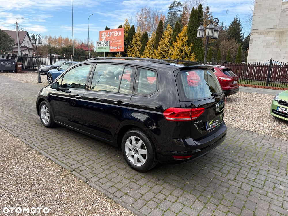 Volkswagen Touran 1.5 TSI EVO Comfortline - 3