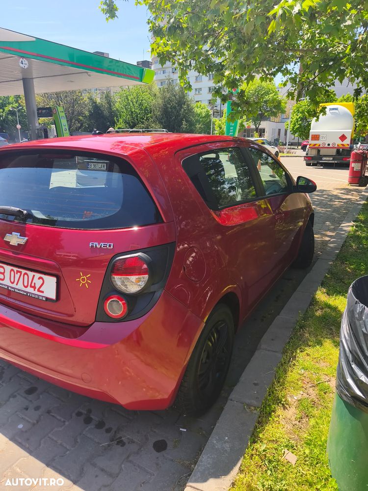 Chevrolet Aveo 1.4 LT - 5
