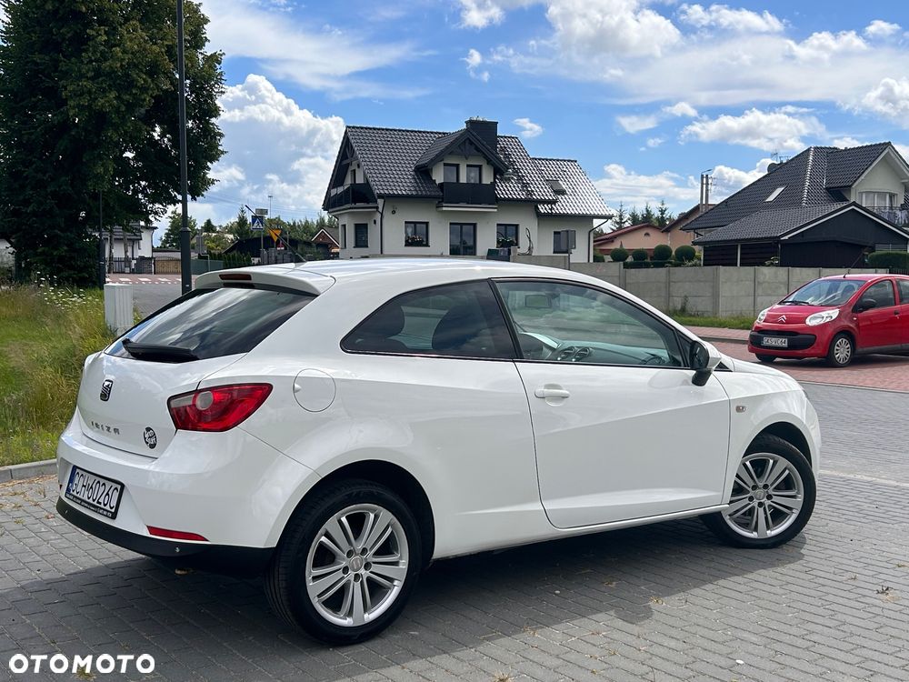 Seat Ibiza SC 1.4 16V Style - 8