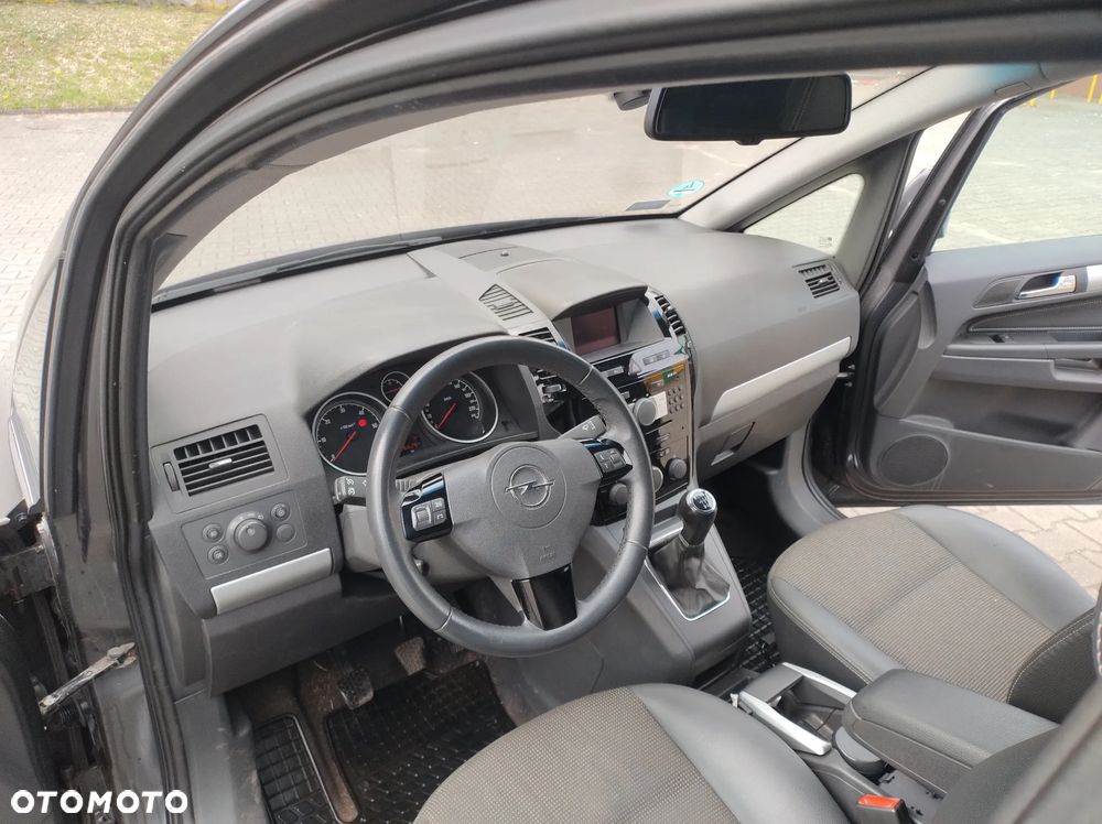 Opel Zafira 1.9 CDTI Enjoy - 6