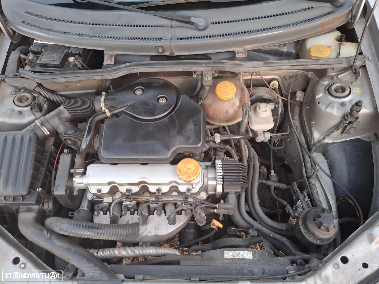 Opel Corsa 1.2 CDX - 6