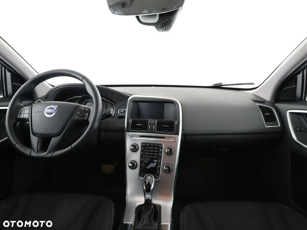 Volvo XC 60 D3 Drive-E Kinetic - 16