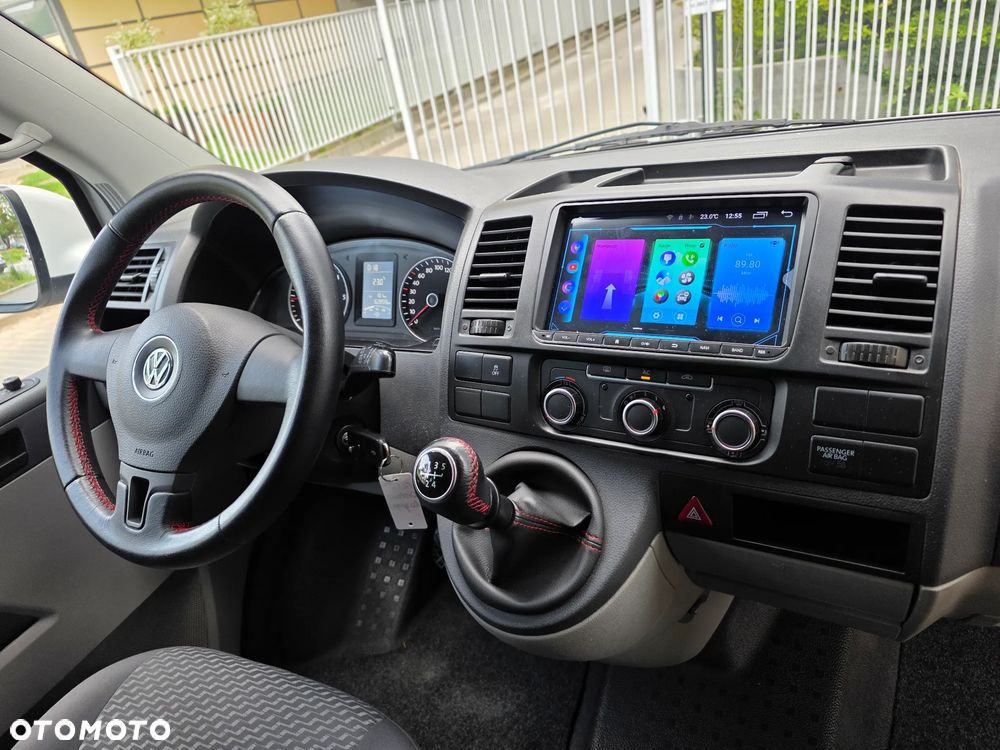 Volkswagen Transporter - 9