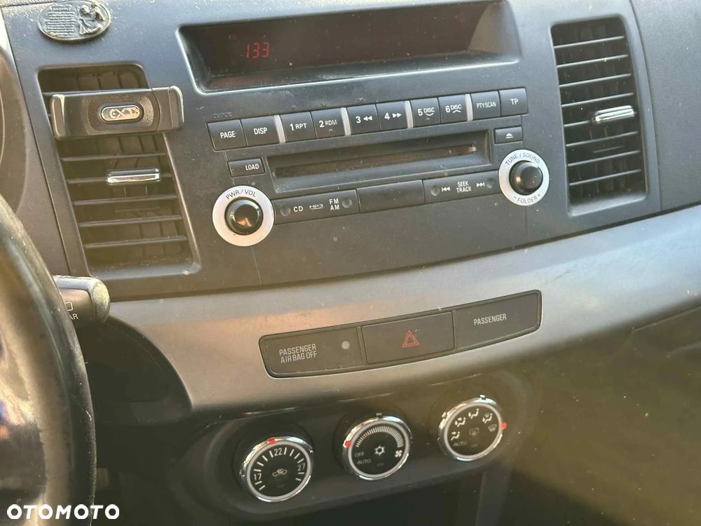 Mitsubishi Lancer - 4