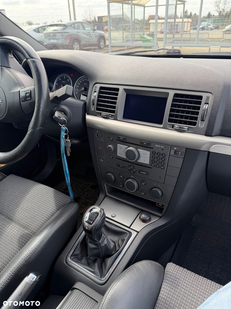 Opel Vectra 1.9 CDTI DPF - 14