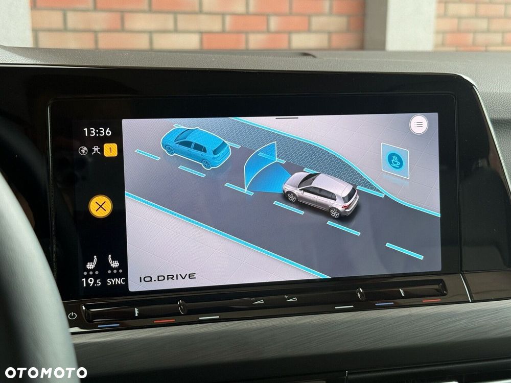Volkswagen Golf 1.5 eTSI EVO Style DSG - 30