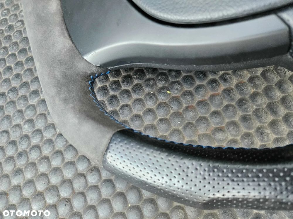 Kierownica Ścięta Trzy 3 Ramienna Pikowana Skóra Ancantara Multifunkcja Sterowanie AirBag Poduszka BMW 5 F10 F11 - 12