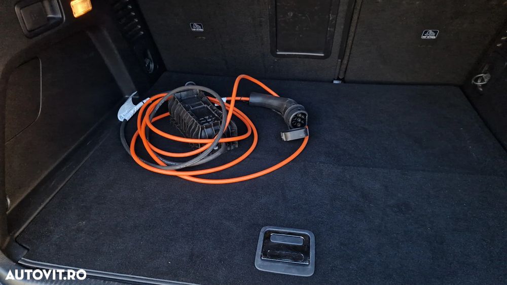 Peugeot 3008 PHEV 300 EAT8 4X4 Allure Pack - 26