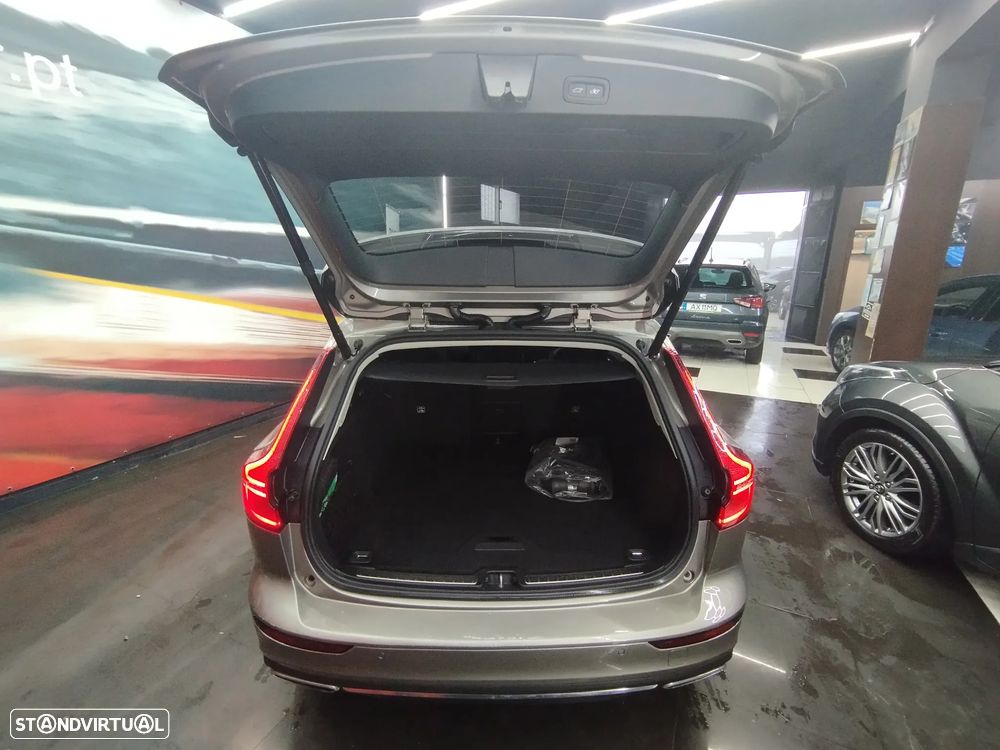 Volvo V60 2.0 T6 AWD TE Inscription - 15