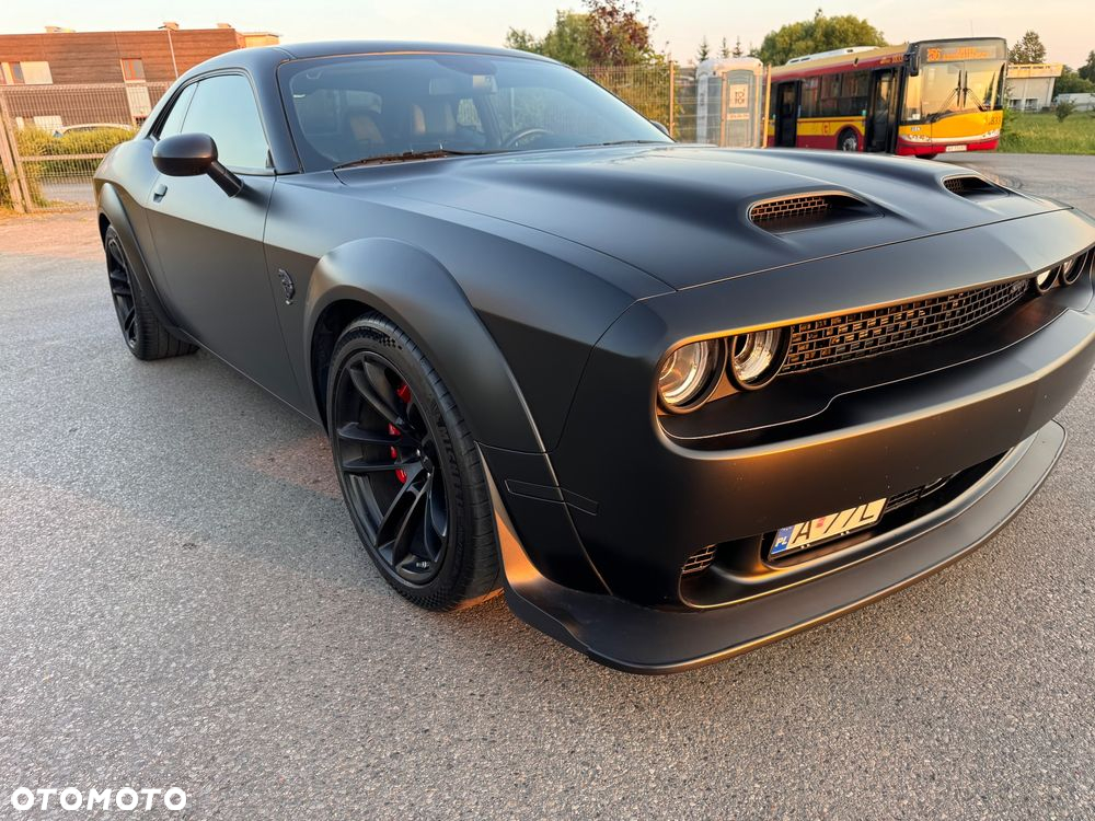Dodge Challenger 6.2 Hellcat Widebody - 4