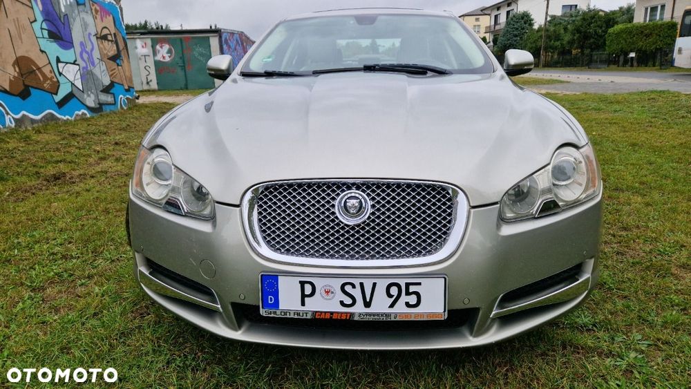 Jaguar XF 3.0 V6 Diesel Sportbrake - 3