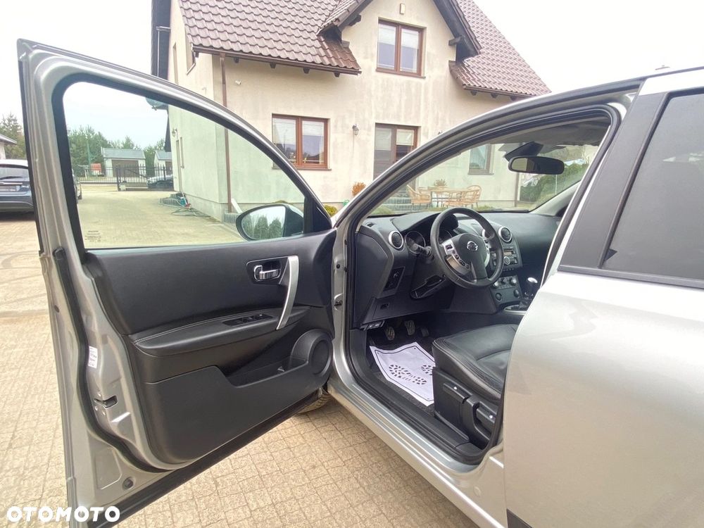 Nissan Qashqai 2.0 Tekna - 24