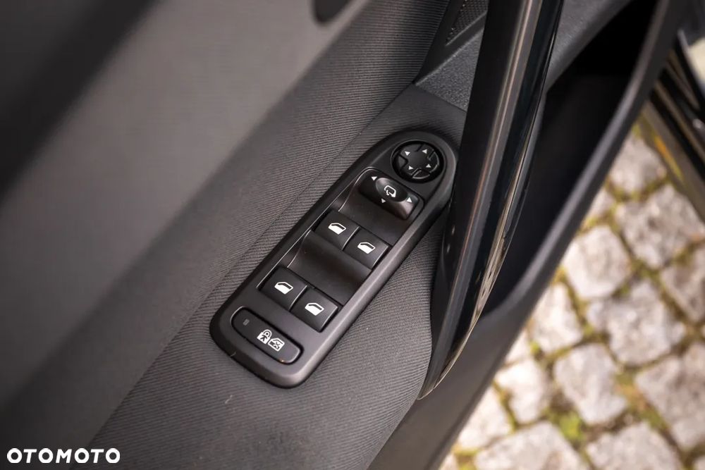 Peugeot 508 BlueHDi 180 EAT6 Stop&Start GT - 23