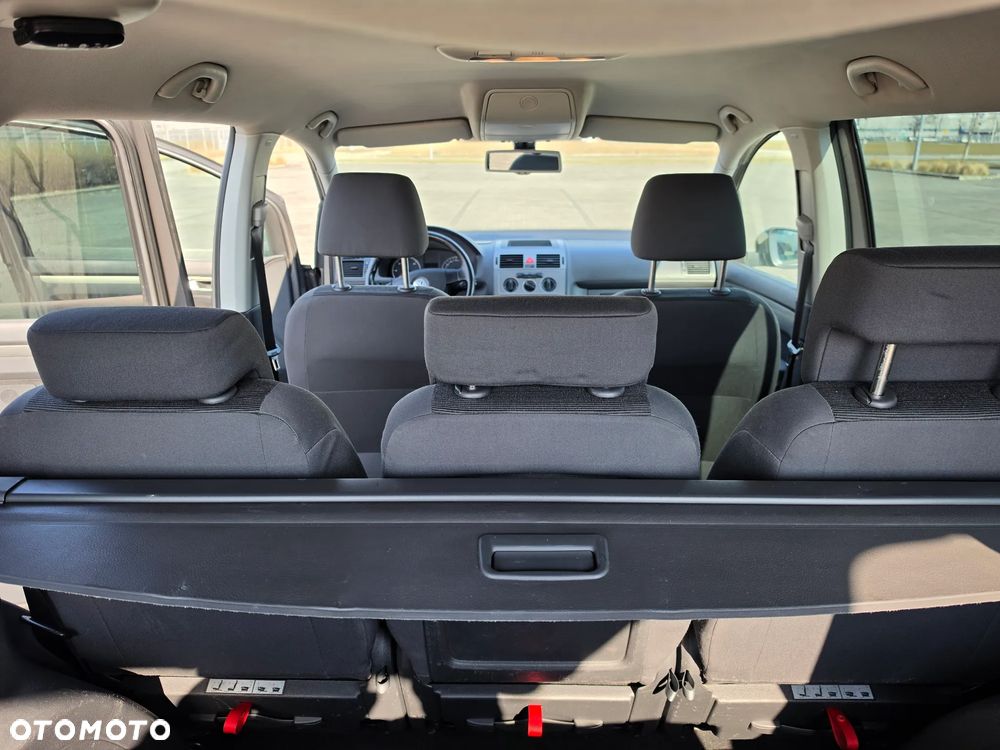 Volkswagen Touran 1.9 TDI - 16