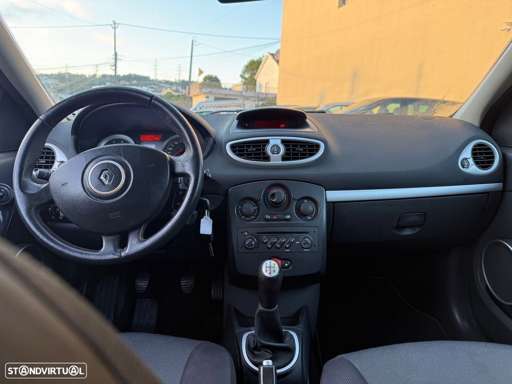 Renault Clio 1.2 16V Dynamique - 6