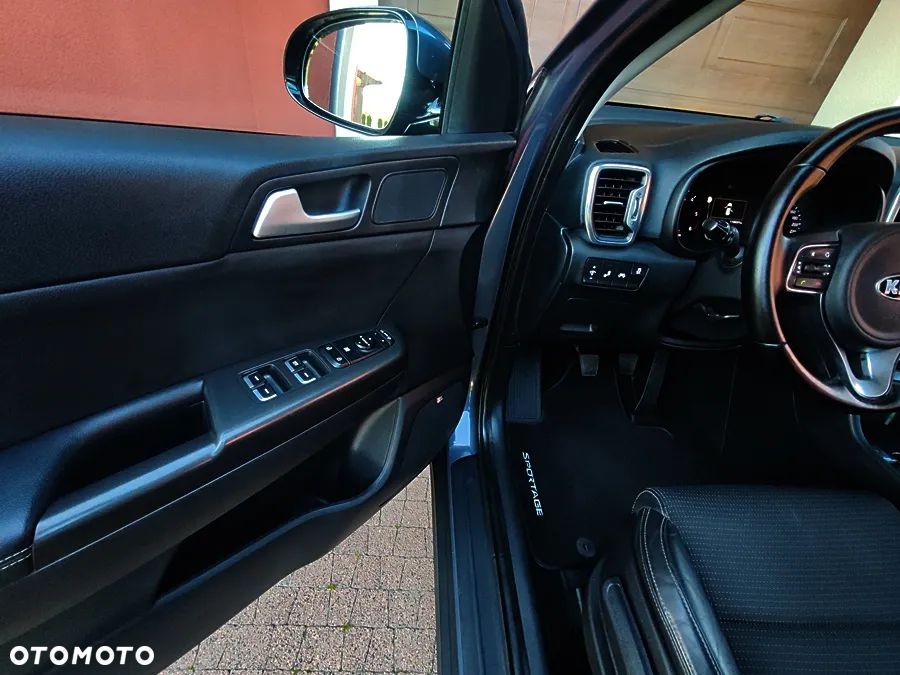 Kia Sportage 1.7 CRDI Business Line M 2WD - 28