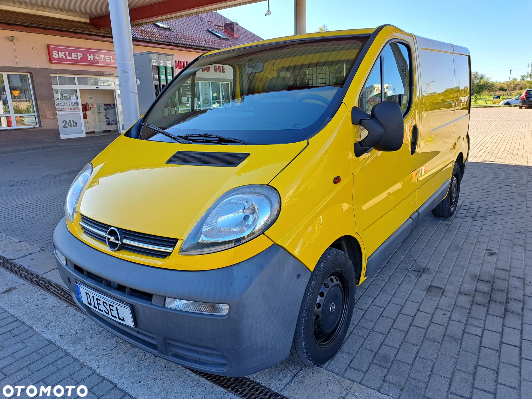 Opel Vivaro - 2