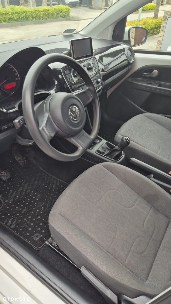 Volkswagen up! 1.0 move - 10