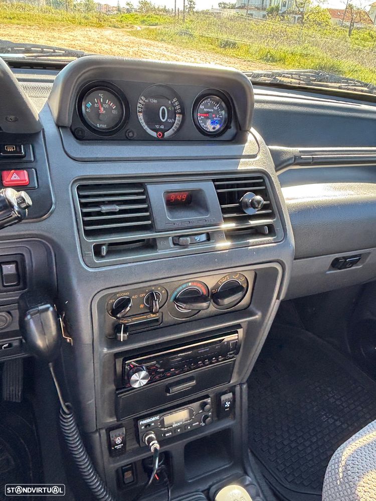 Mitsubishi Pajero 2.8 TD GLS - 8