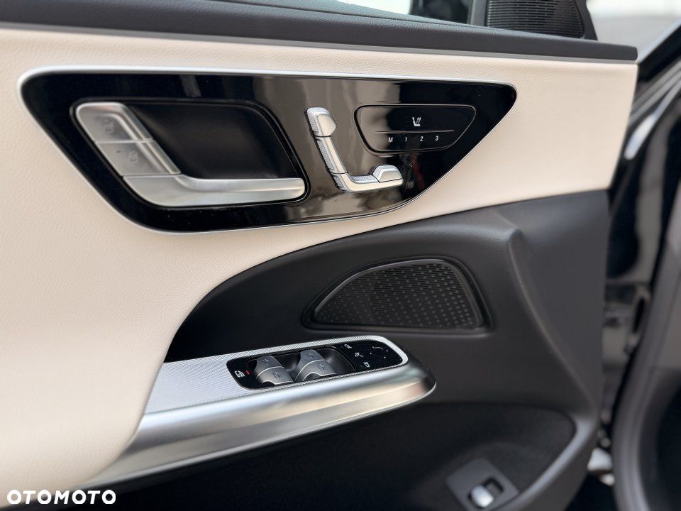 Mercedes-Benz Klasa E - 7