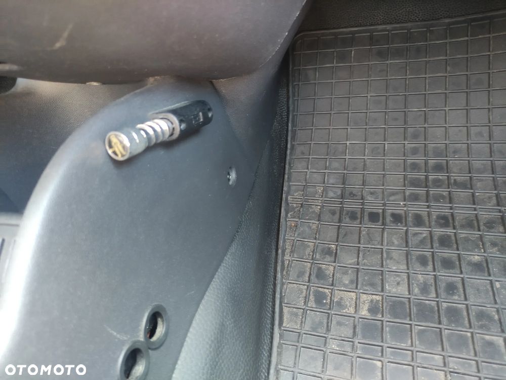 Opel Combo - 24