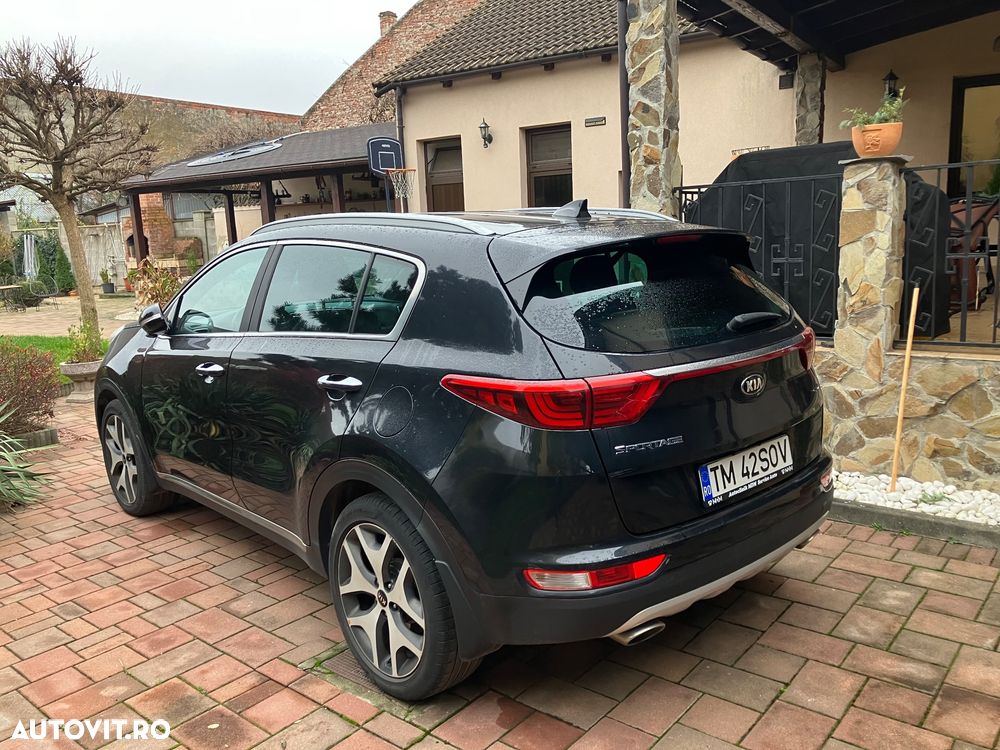 Kia Sportage 2,0 CRDI AWD GT Line - 4