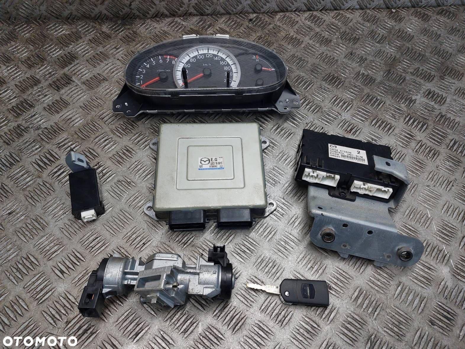 ZESTAW STARTOWY MAZDA 5 I 1.8 16V L82318881C E6T53976H2 CD3467560B - 1