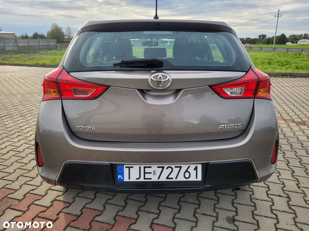 Toyota Auris 1.33 VVT-i Premium Comfort - 34