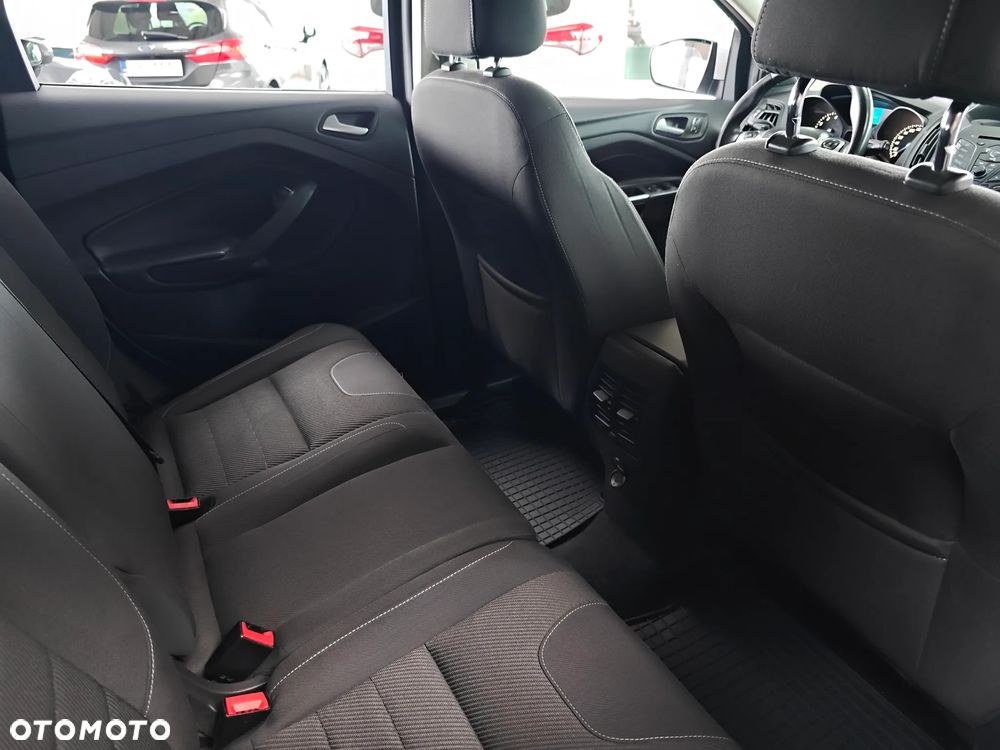 Ford Kuga 1.5 EcoBoost 2x4 Cool & Connect - 11