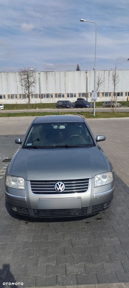 Volkswagen Passat 1.9 TDI Comfortline - 8