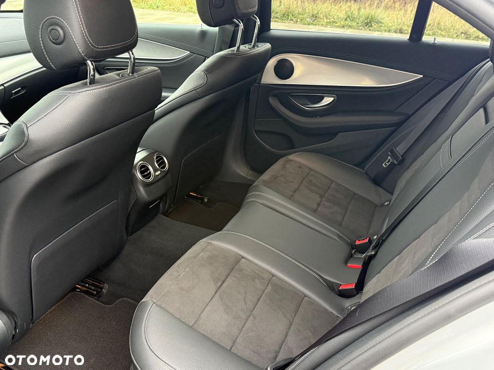 Mercedes-Benz Klasa E - 11