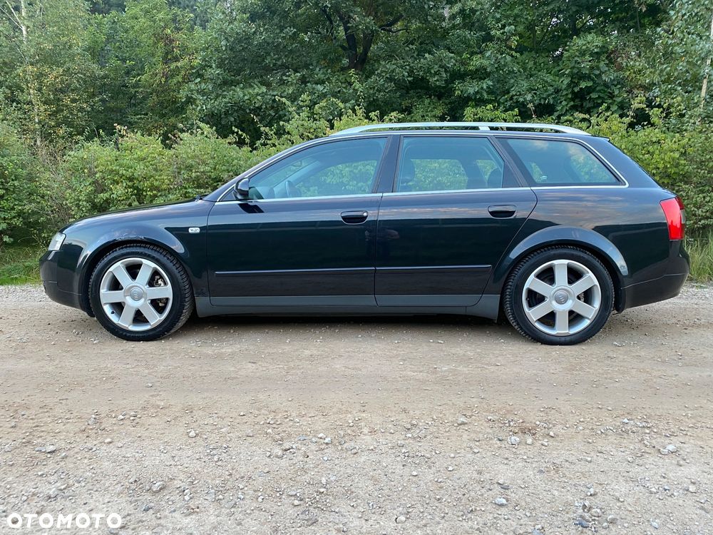 Audi A4 Avant 2.5 TDI quattro - 11