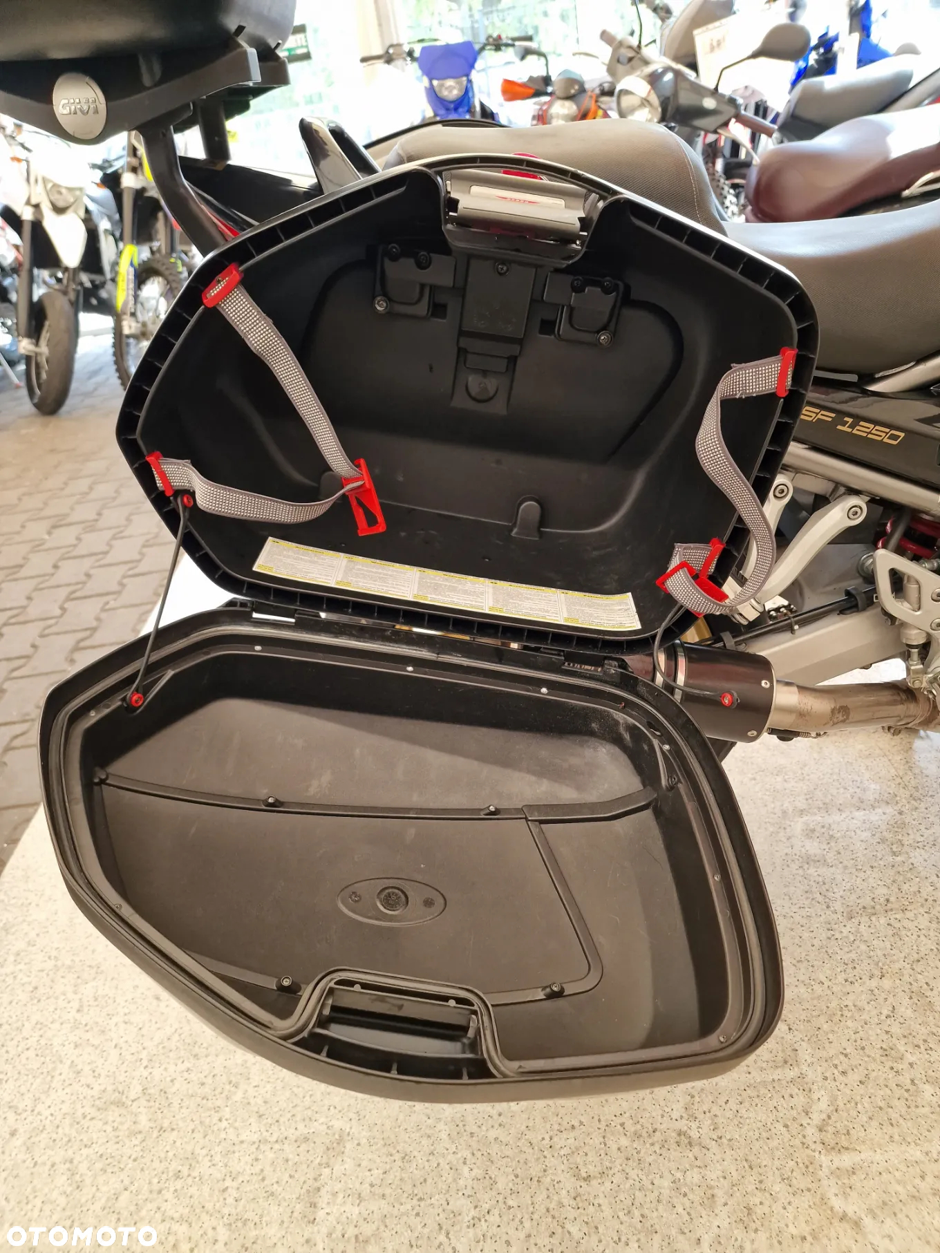 Suzuki Bandit - 35