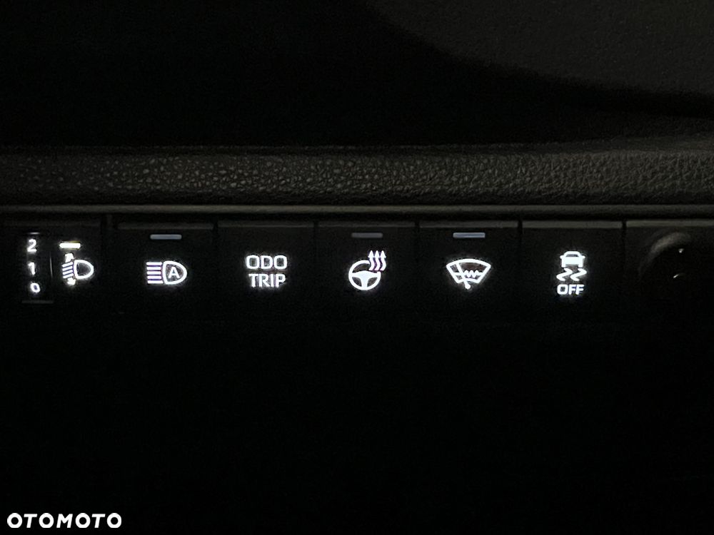 Toyota Corolla 1.8 Hybrid GR Sport Dynamic - 13