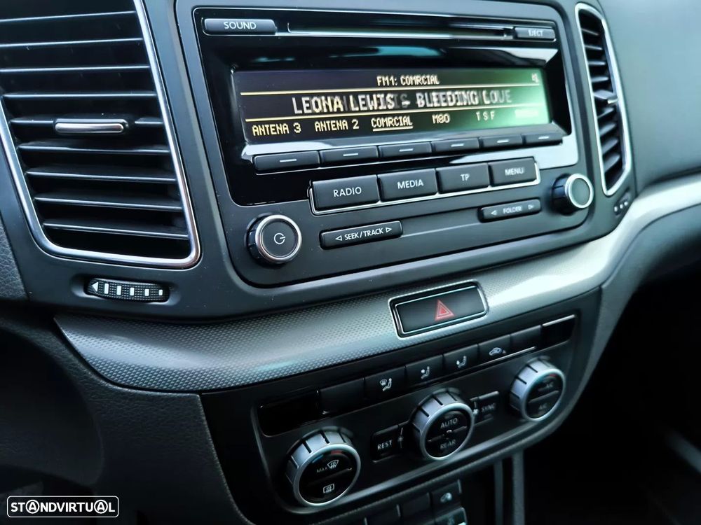 VW Sharan 2.0 TDi Confortline - 39