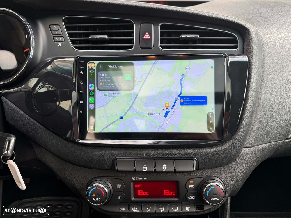 Kia Ceed SW 1.6 CRDi 128 ISG Dream Team Edition - 4