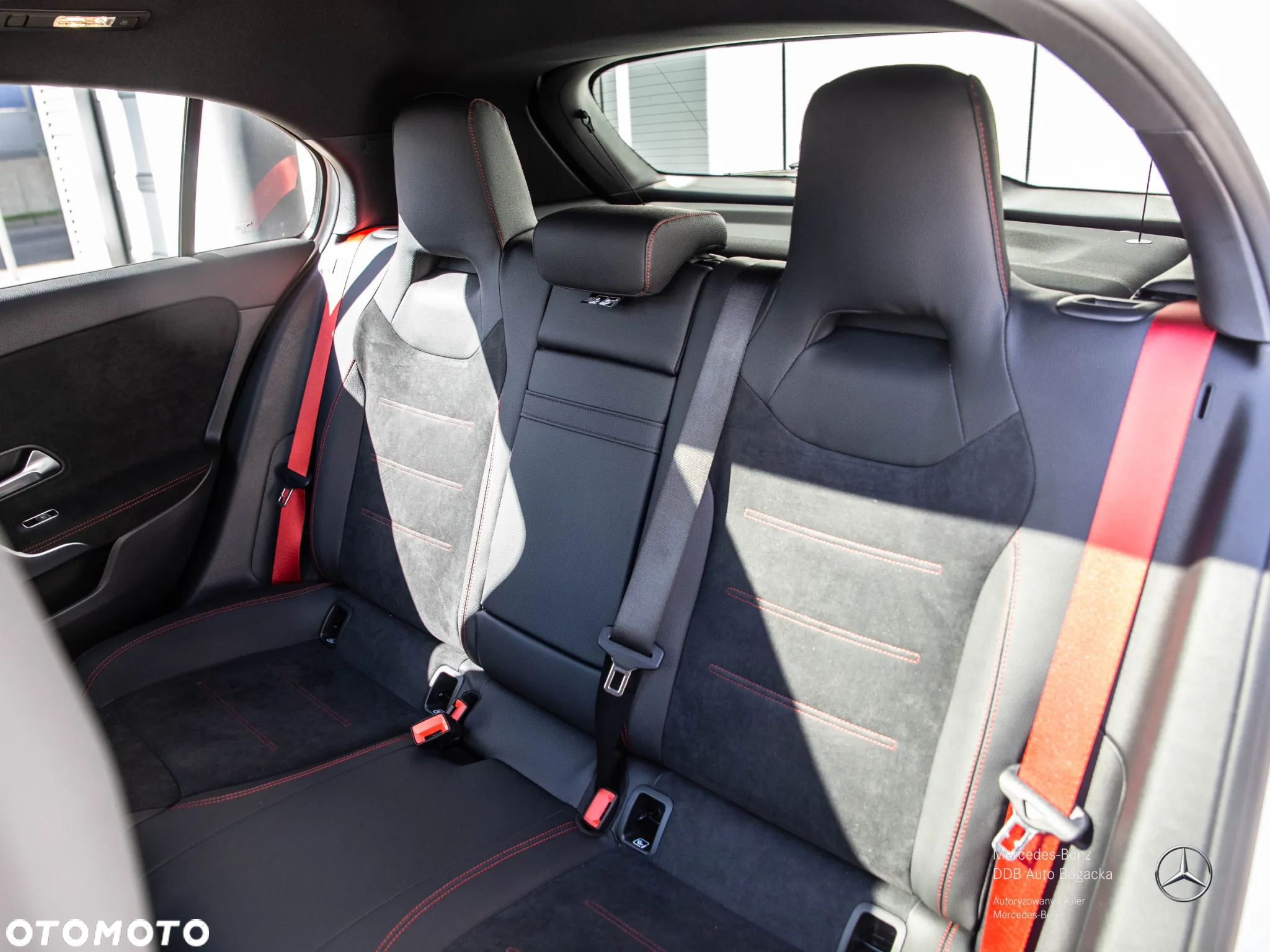 Mercedes-Benz Klasa A 35 AMG 4-Matic 8G-DCT - 13