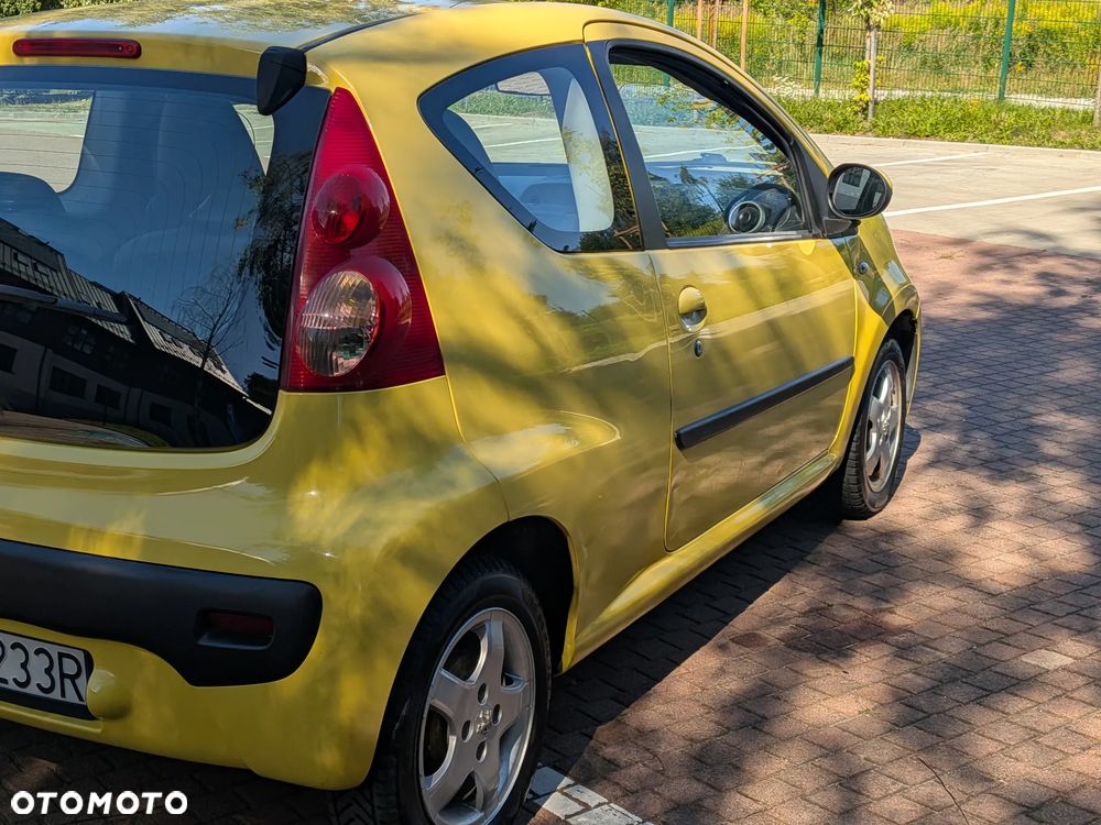 Peugeot 107 1.0 U Move - 13