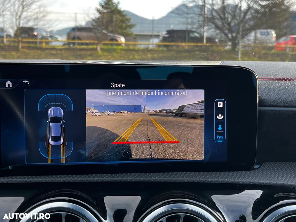 Mercedes-Benz CLA - 24